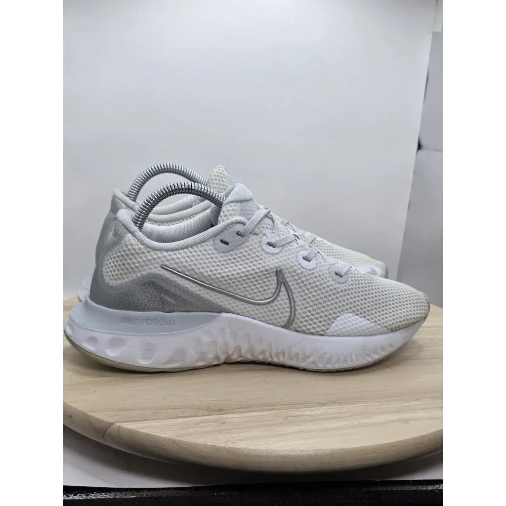 Nike Renew Run CK6360-003 White Running Shoes Sneakers Women's Size 8 - Picture 3 of 9